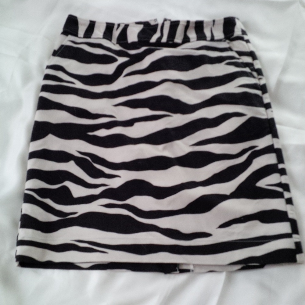 Merona Zebra Print Skirt EUC
